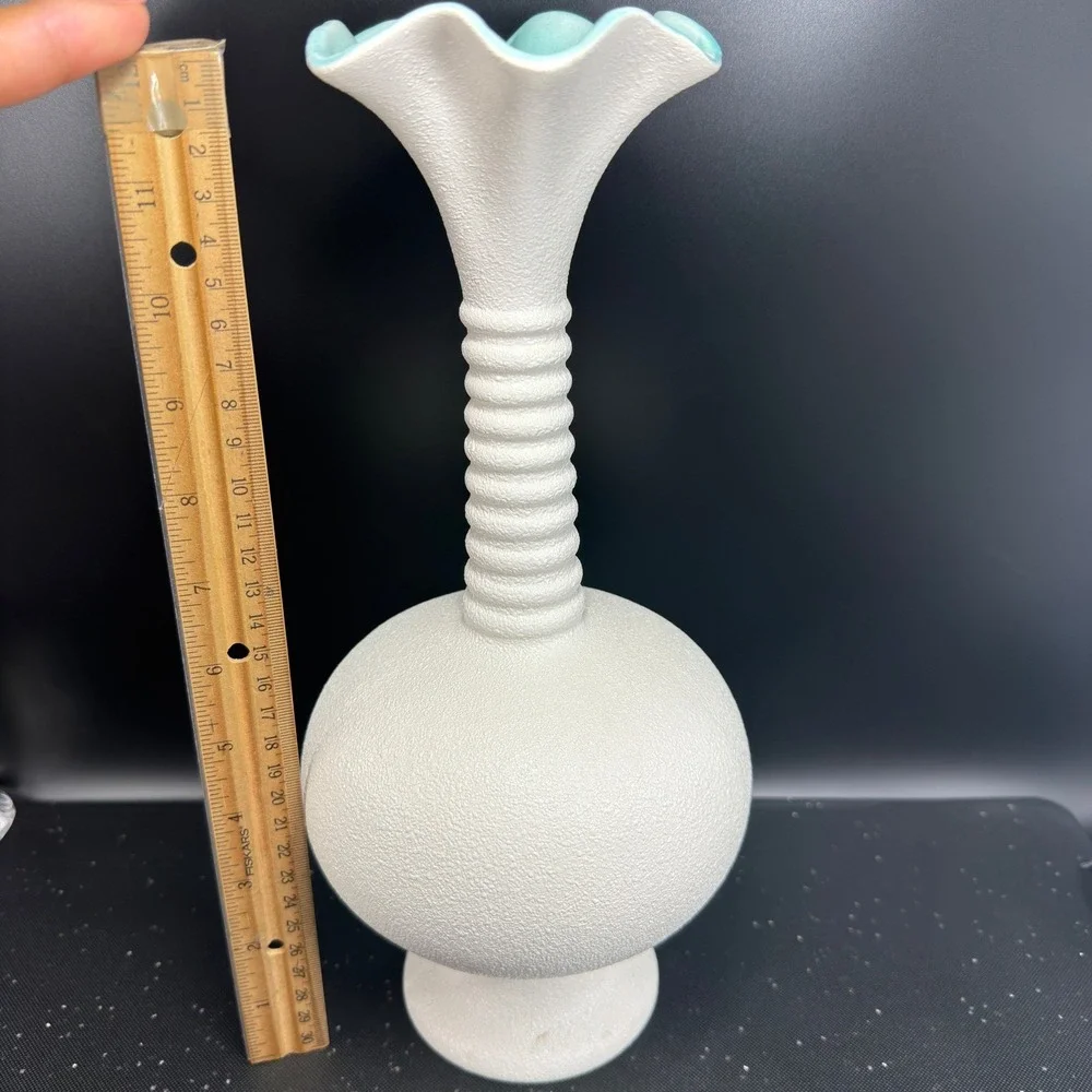 Haeger Pottery 3043 USA Vintage White Textured Turquoise Interior Ruffled Vase